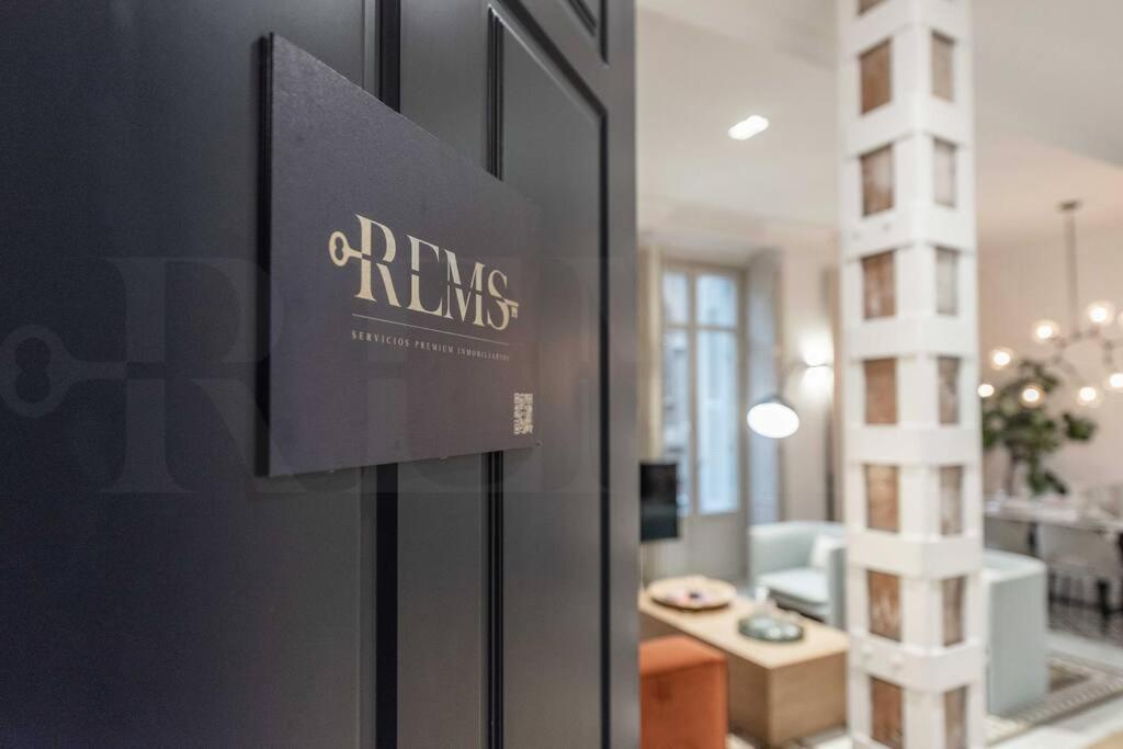 Contemporary Loft In The Historic City Center By Rems Malaga Ngoại thất bức ảnh